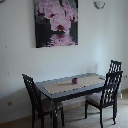 Nika Apartman Zára